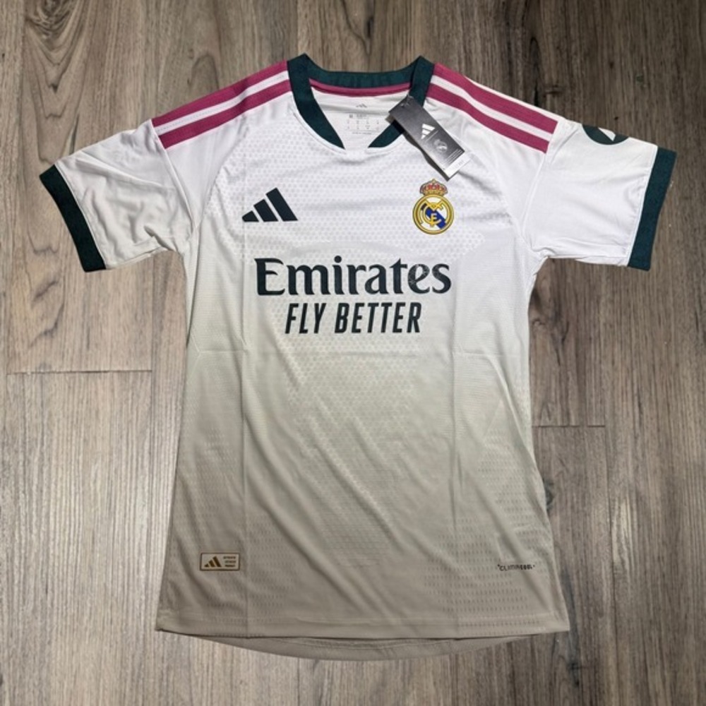 Adidas Real Madrid 2026 Home Jersey Size XL Stripes NWT
